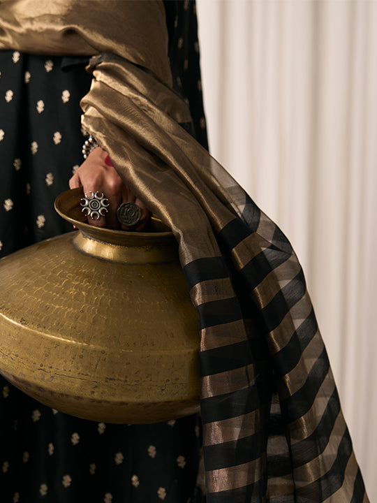 Noor (Gold)