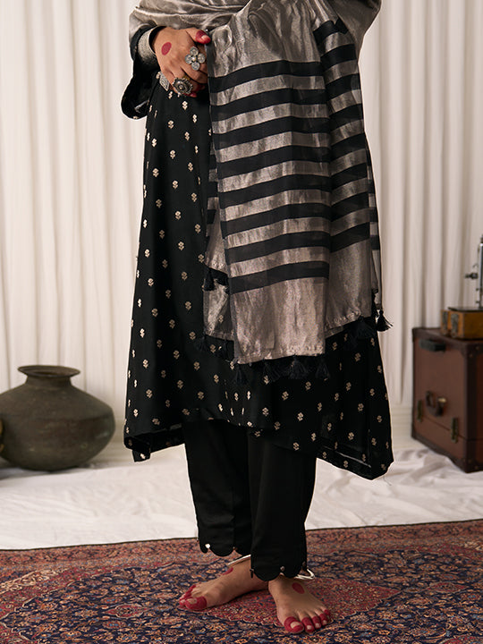Noor (Silver)