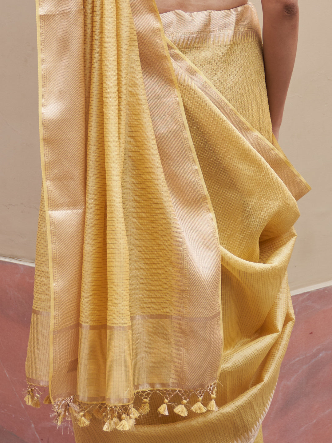 Shobha (Yellow)
