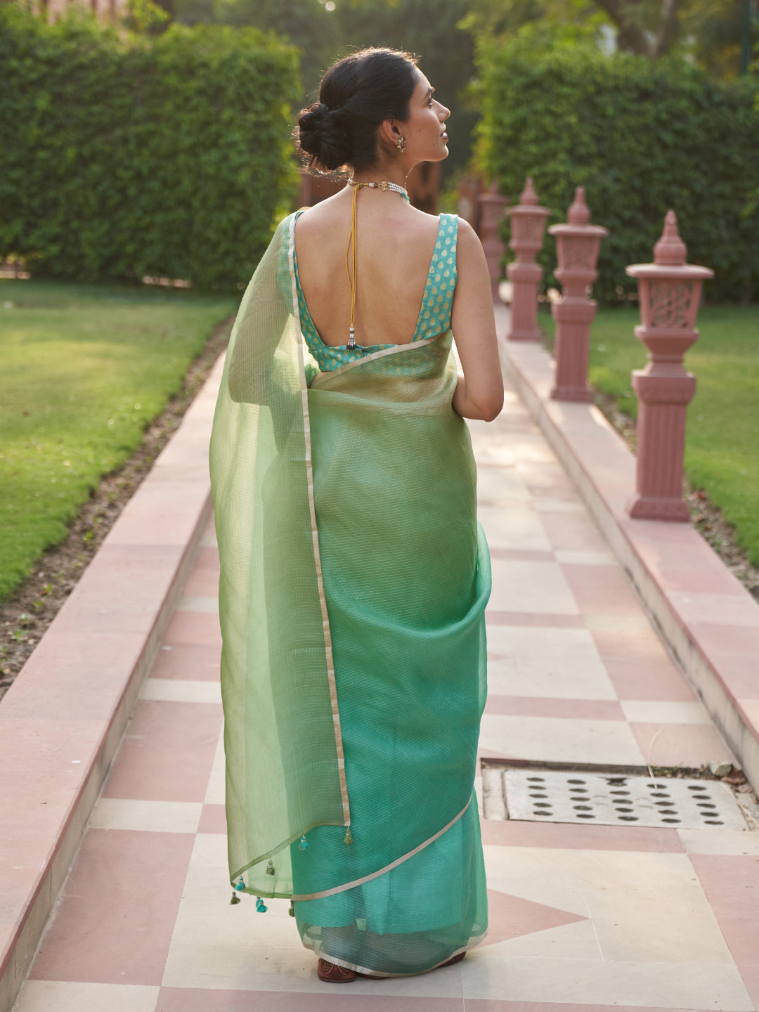 Urmi (Green)